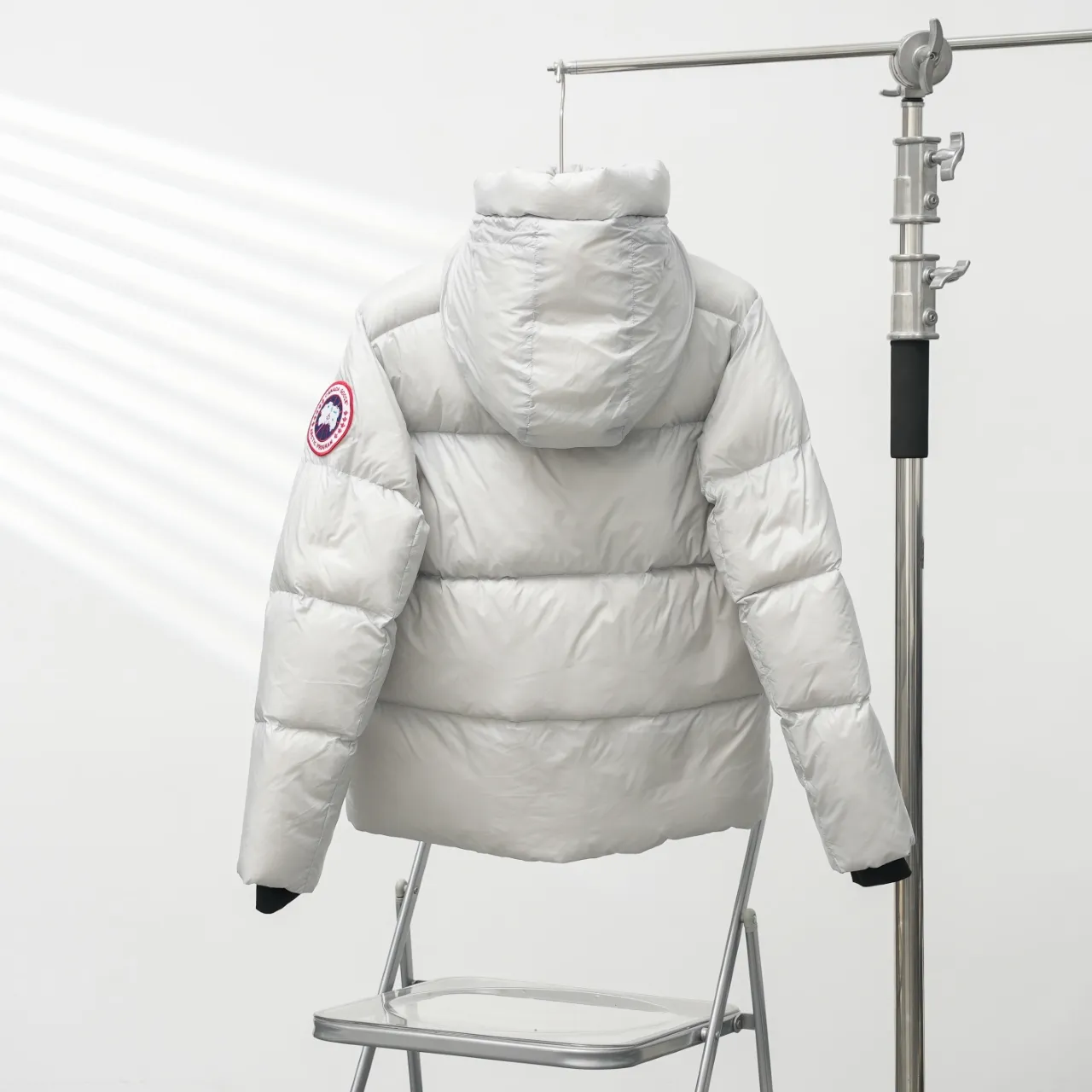 P780 CANADA GOOSE丨Canada Goose 2252 Puff Hooded Down Jacket Color: Gray White Red Size: XS-XXL